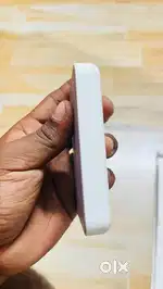 Wireless battery charger