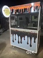 Food cart with lock