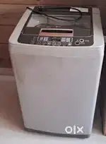 Old Washing Machine for Sale - Not in Working Condition