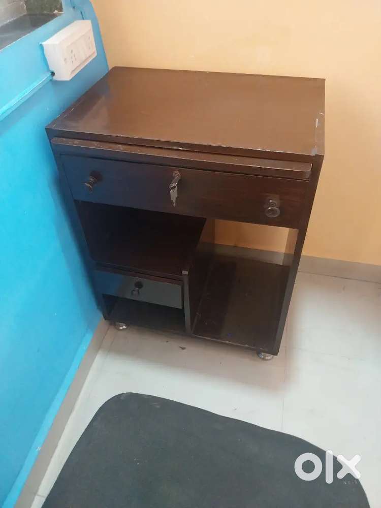 Computer table and chair