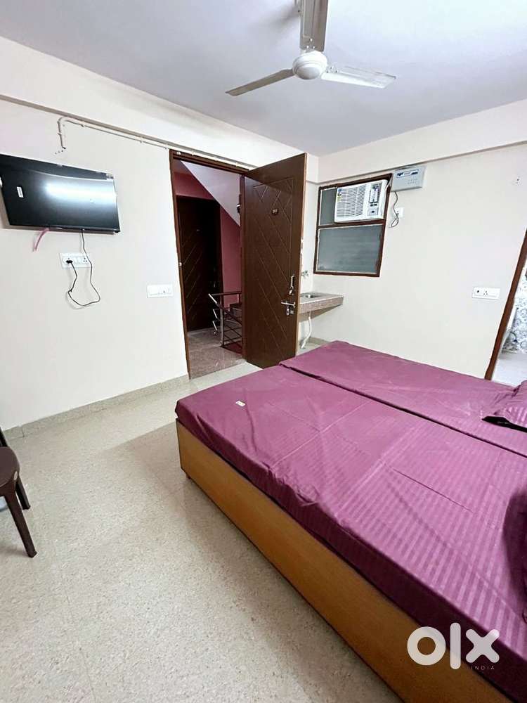 Luxury pg for boys &girl coliving