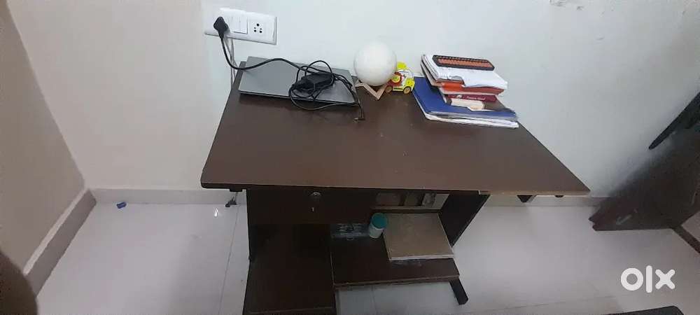Study and computer table