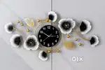 METAL WALL CLOCK