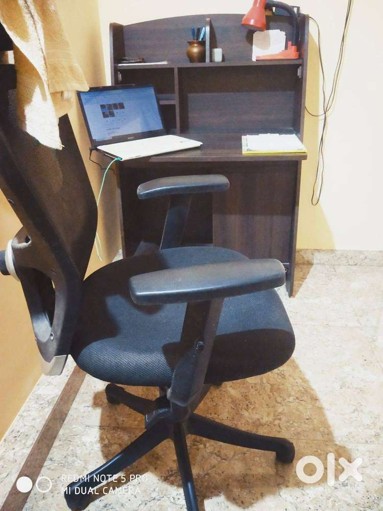 Computer table with office chair