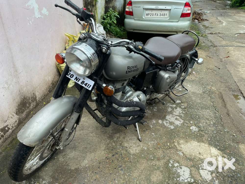 Royal enfield classic 350 gun metal grey