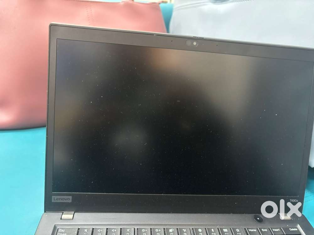 Lenovo thinkpad T490s for sale in very good condition