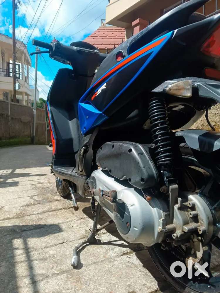 Scooty Best condition documents available price negotiable..