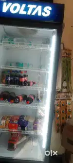 Mera Voltas ka fridge hai jo 1 Sal Purana Hai  fridge  Dukaan wala hai