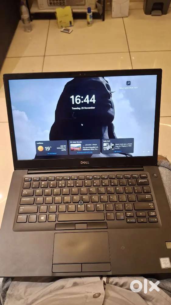 Dell Latitude 7490 Laptop