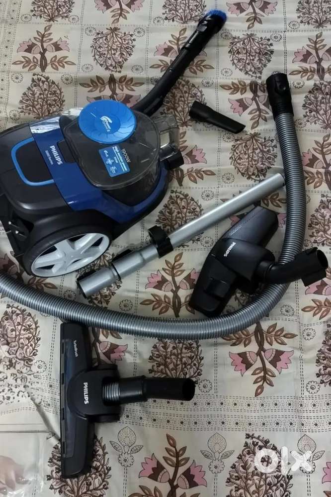 Philips Power Cyclonic Vacuum Cleaner