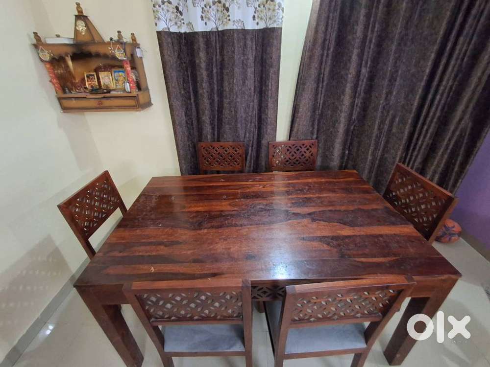 Dining table with 6 sets of chairs