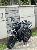Pulsar NS 200