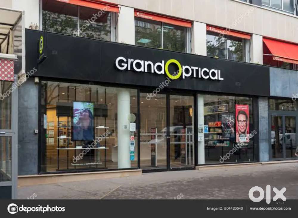 800SQ.FT SHOP FOR RENT IN RAMDASPETH*DHARAMPETH*LAXMI NGR*BAJAJ NGR