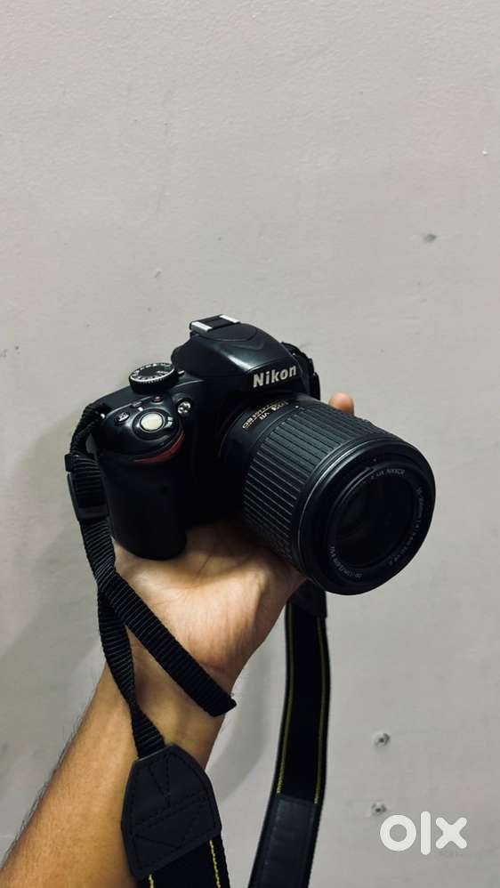Nikon D 3200 dslr camera