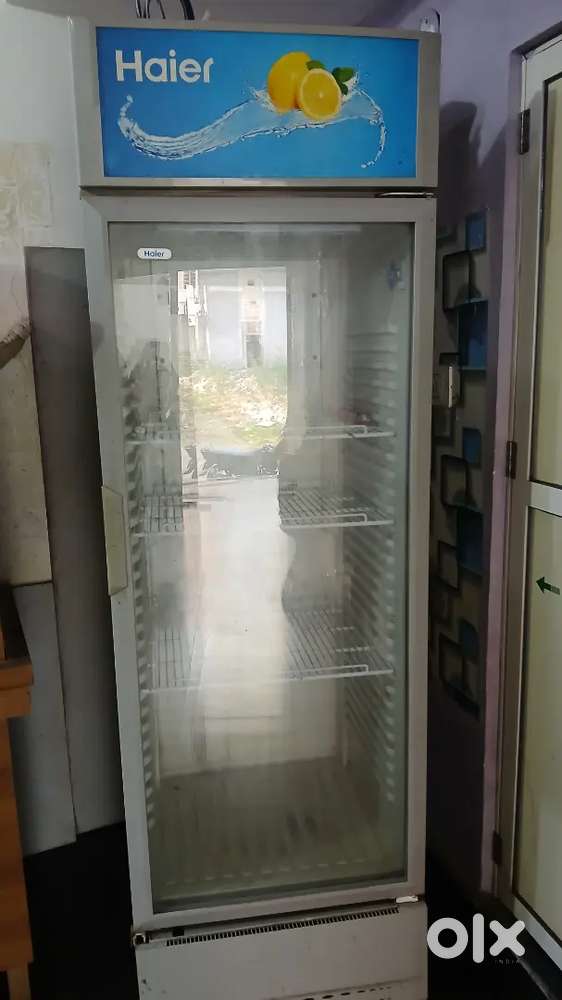 Haier 350L White Visi Cooler Commercial Freezer HVC-375GHC