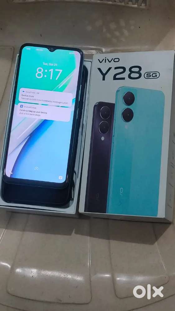 Vivo y28 5g mobile.(4+4 gb, ram 128 gb internal memory)