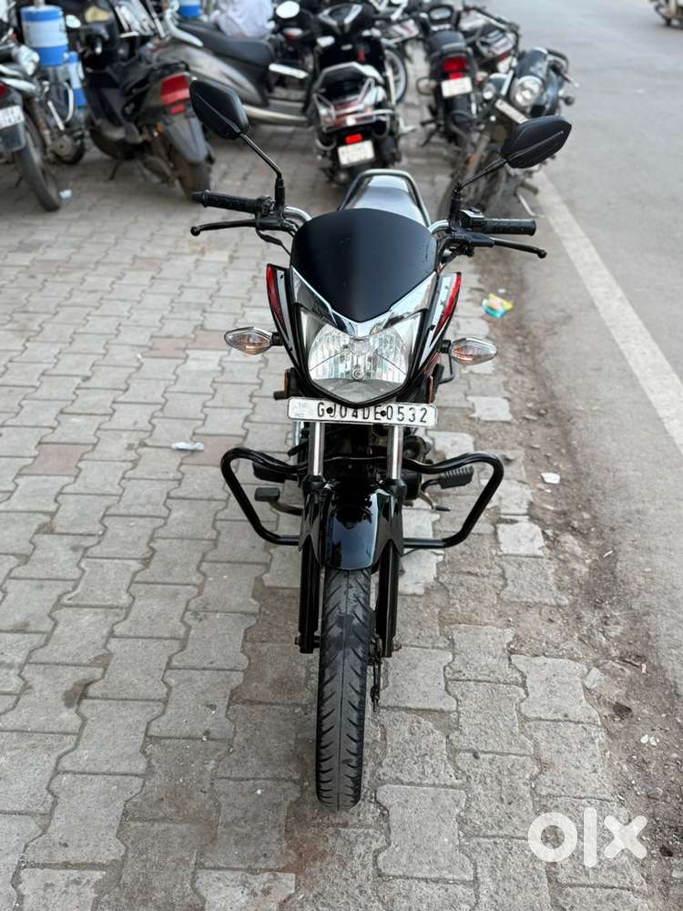 Honda CB Shine Bs4 2018 (9999 ભરીને બાકીની લોન ભાવનગરના ડોકયુમેનટ)