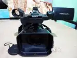 Sony nx 100 (55000) Sony handycam (12000)