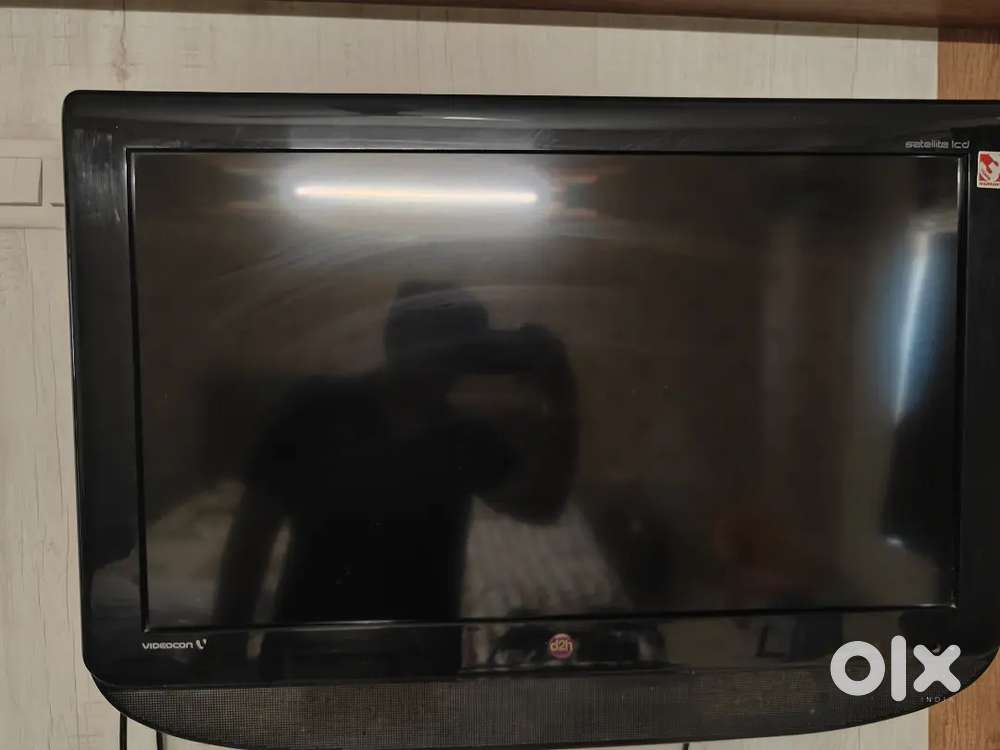 Good Condition 32 inch LCD