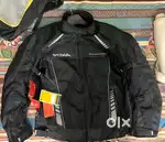 Axor Nimbuz size L black riding jacket