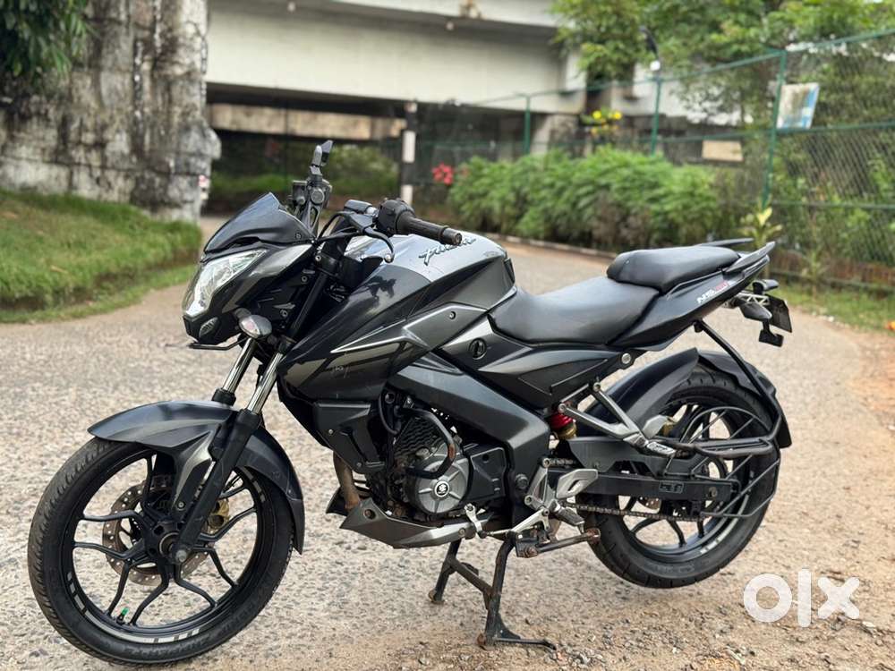 Pulser NS 160 black