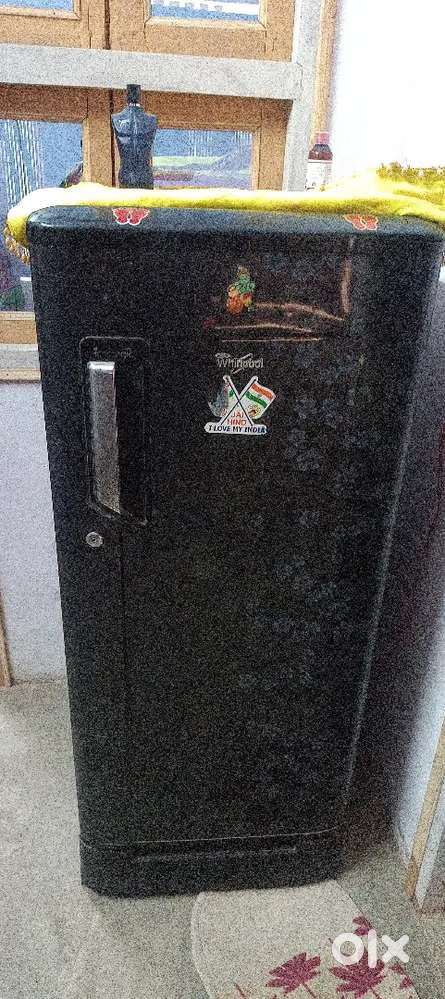 Whirlpool  fridge 190litre