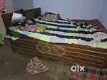 Double bed with box