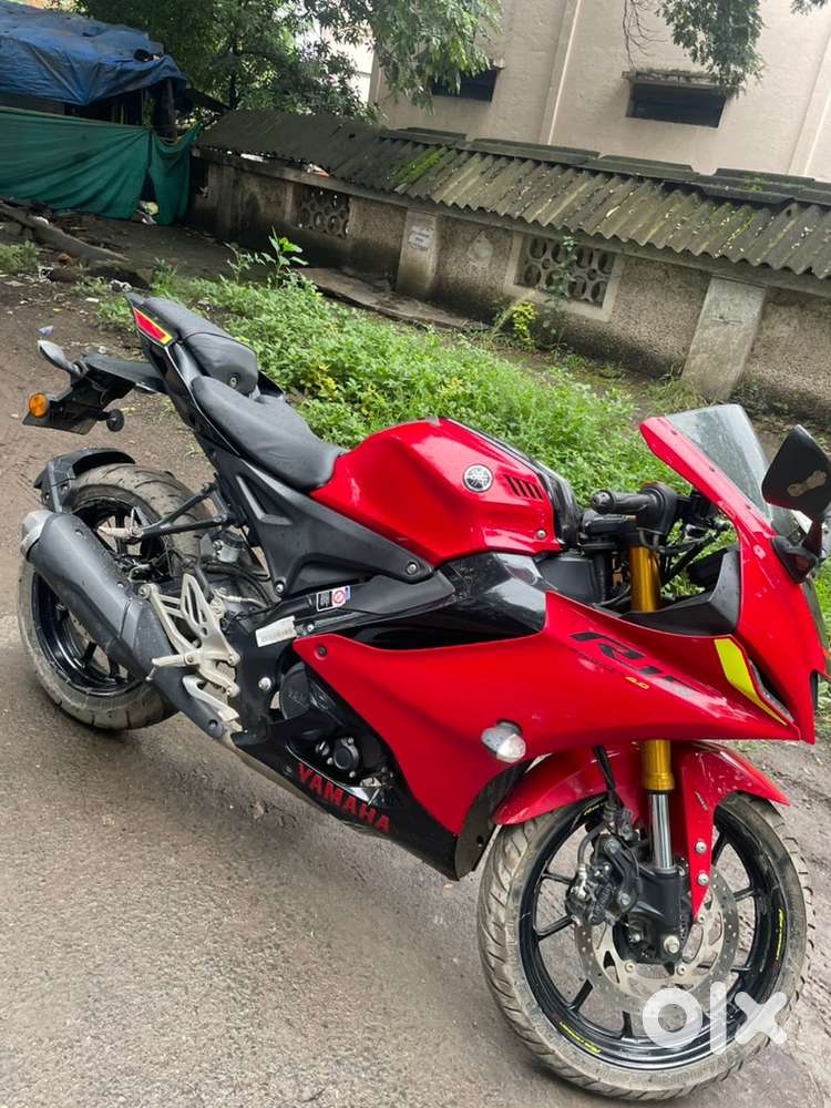 Yamaha R15 V4 Cocktail Red – Excellent Condition  Single Owner