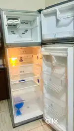 Whirlpool double door fridge good working condition
