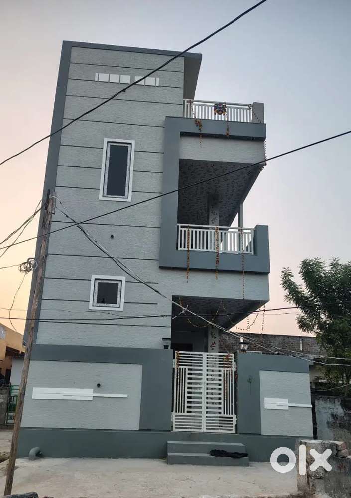 Near JLE cinema's pedda Palakalur