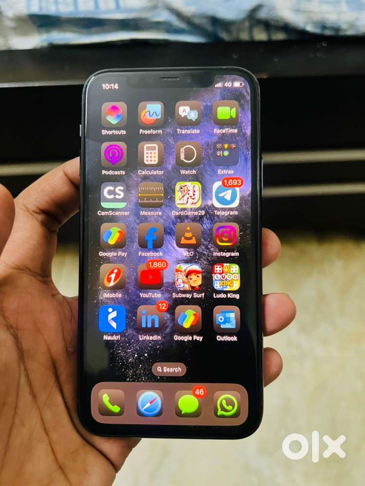 Iphone 11 pro 256 gb 76 batry health never repair