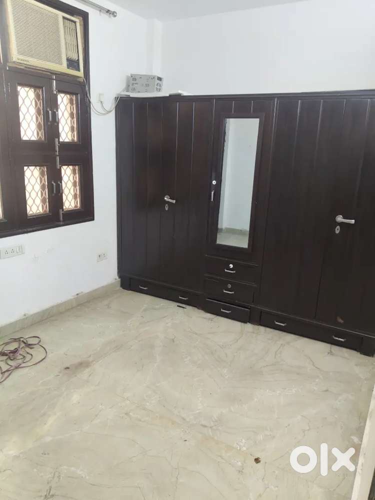 II GOHRI PROPERTIES II 2 BHK EAST FACING READY TO MOVE WALKING METRO