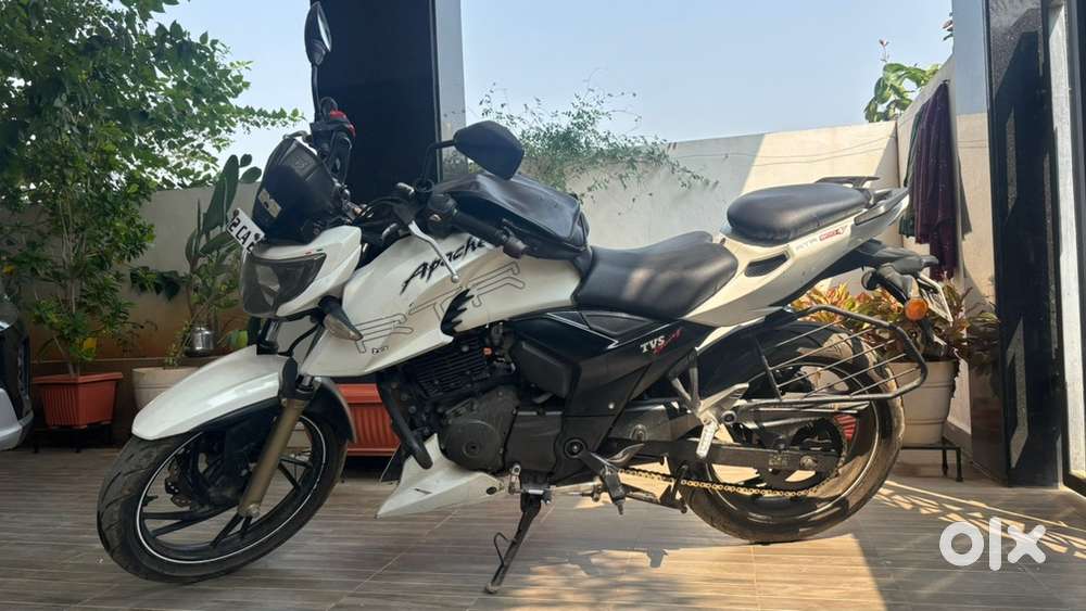 TVS Apache RTR 200 4V (2018)