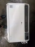 LG AC inverter good condition 1 ton