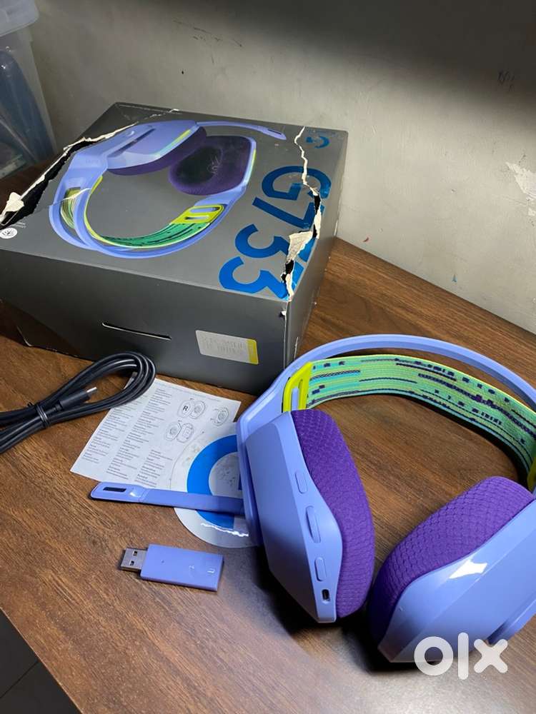 Logitech G733 rgb gaming headphones