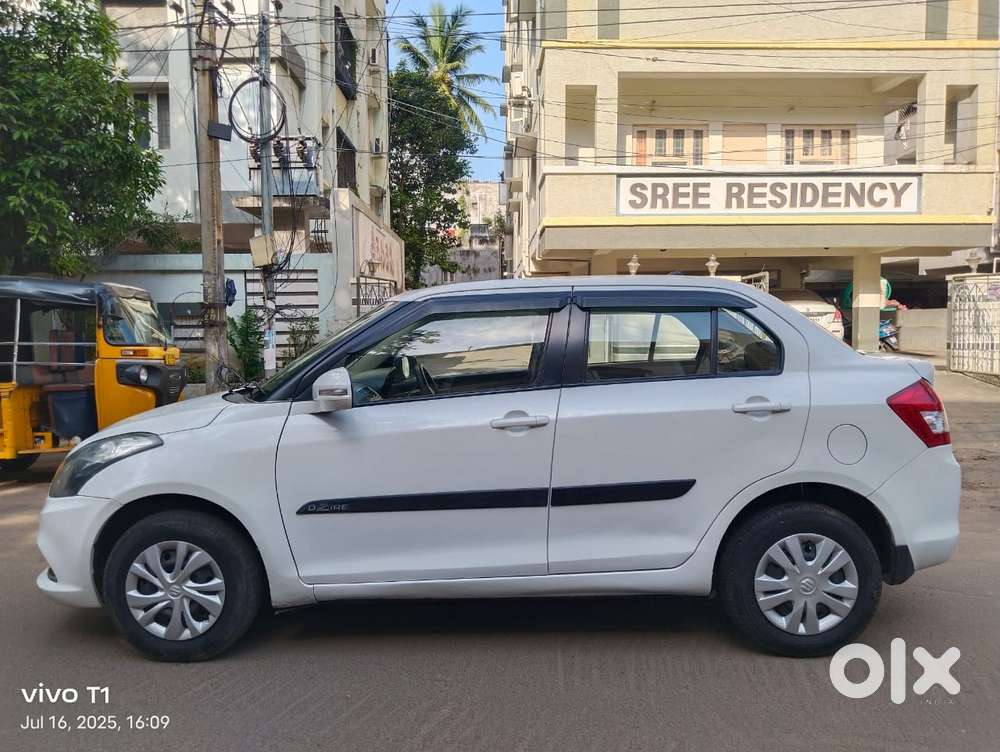 Maruti Suzuki Swift Dzire VXI(O) AMT, 2016, Petrol