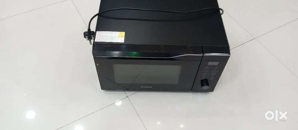 Just like New 32 Litre Samsung Microwave Oven for Immediate Sale