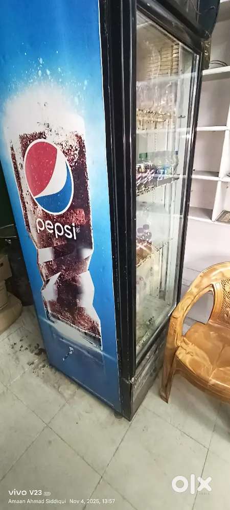 580 ltr. Display Fridge