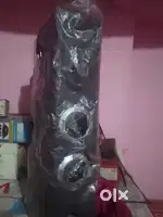 Roxi ka hai Dj tower singal box koi kami nahi hai mast chal Raha hai