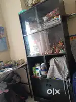 Cabinet with glass door show cash