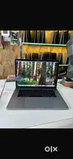 MacBook pro a1990 15.4 inch touchbar