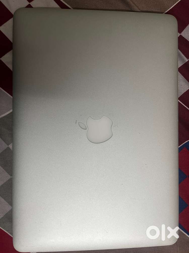 Apple Macbook Air