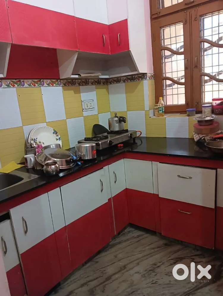 2bhk khali makaan rent pe mil jaiga banjarawala durga mata mandir k pa