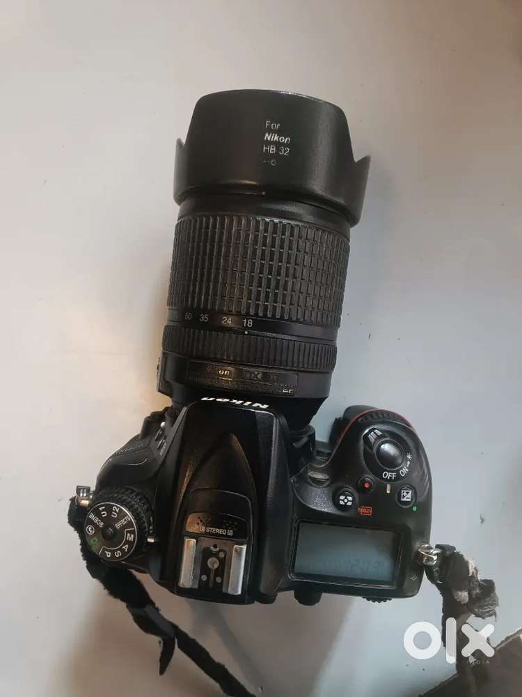 Nikon D7200 with 18-140 kit lens