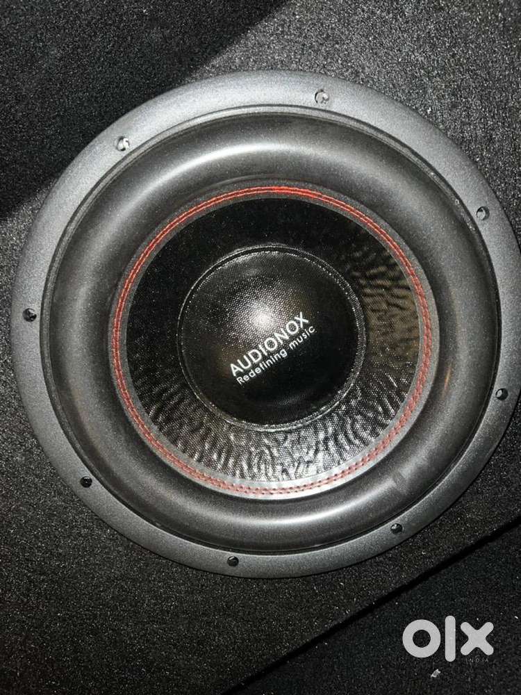 WORLDTECHE  Mono 1800W and AUDIONOX Subwoofer 900W & sub peak 6000W.