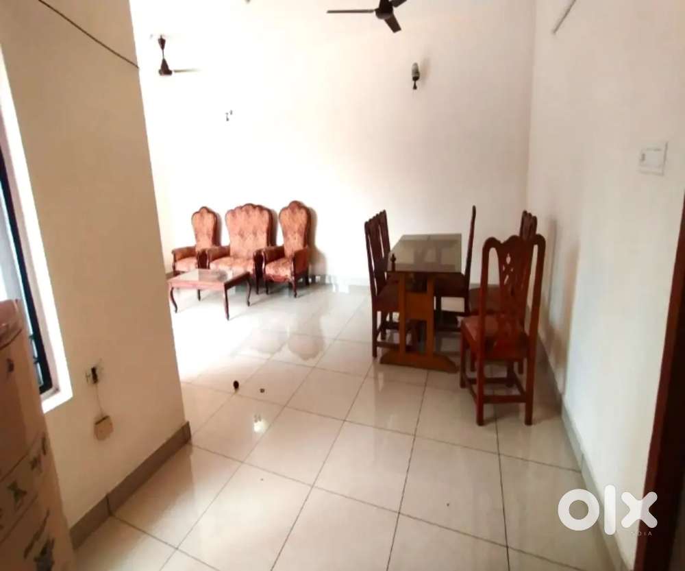 SAKTHAN NEAR  3 BHK FURNISHED FLAT RENT