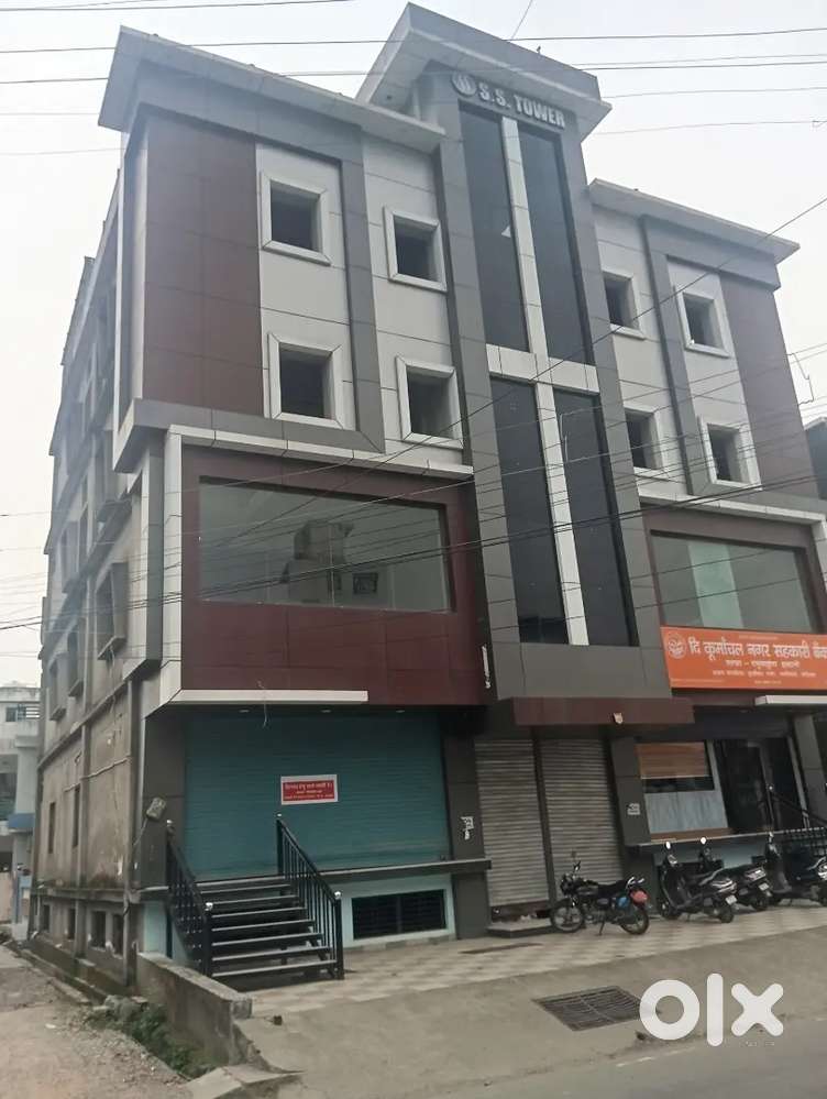 Shop and hotel and hall purpuse on rent