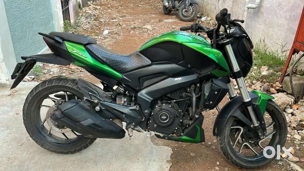 BAJAJ DOMINOR 400 (EXCHANGE OPTION AVAILABLE) PAY 20K REMAINING EMI