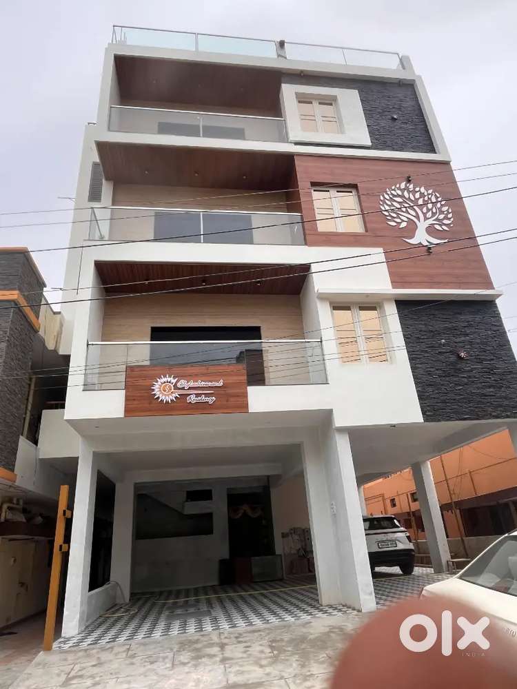 2Bhk house for lease sarswathipuram