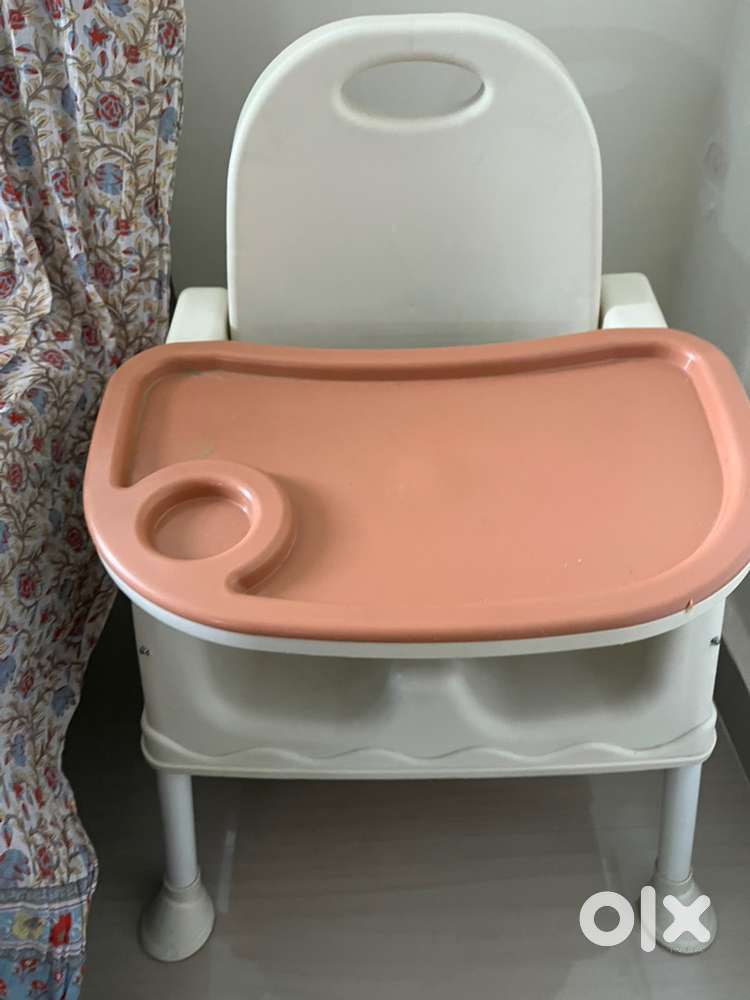 Kids High Chair / bath tub / tube